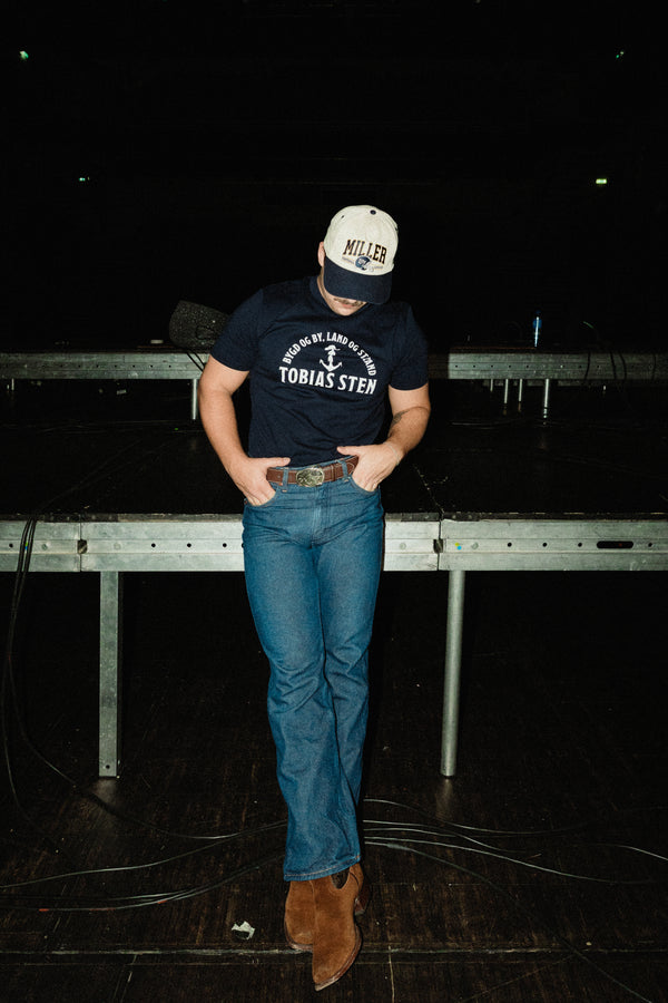 Tobias Sten - Bygd og by, land og strand | T-skjorte (Merch)